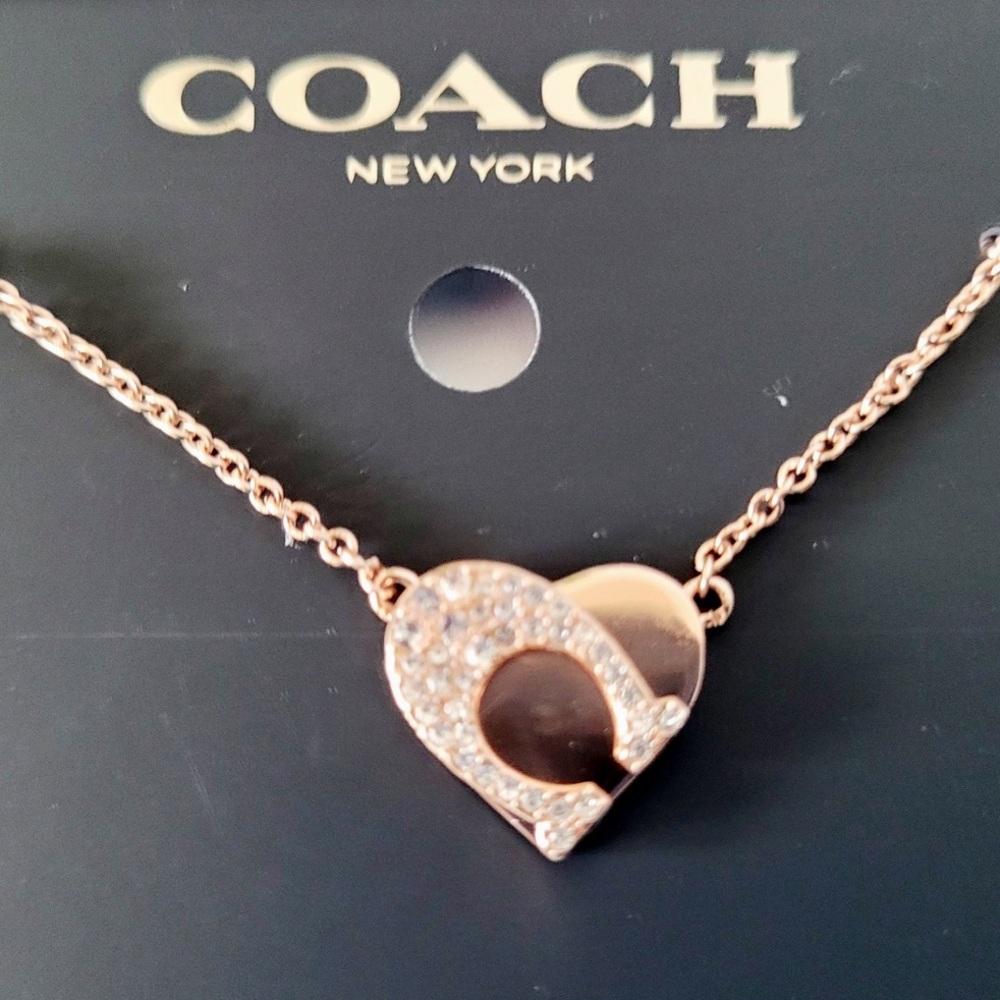 NWT COACH ROSE GOLD HEART W/RHINESTONE SIG. C SMALL PENDANT NECKLACE